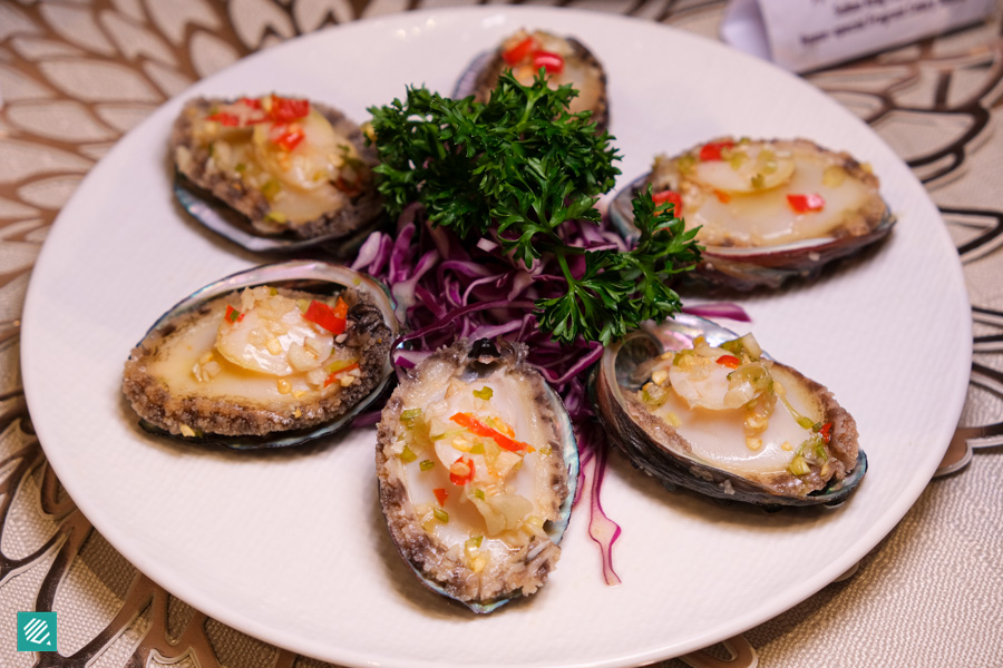 Dian Xiao Er Prestige- Abalone in Zesty Garlic Dressing 