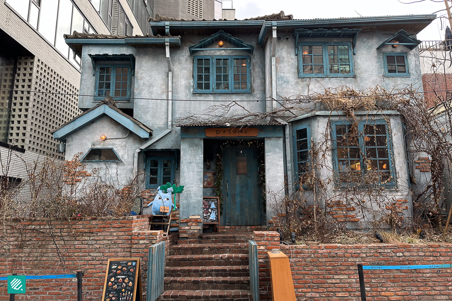 Dotori Cafe Yongsan Exterior