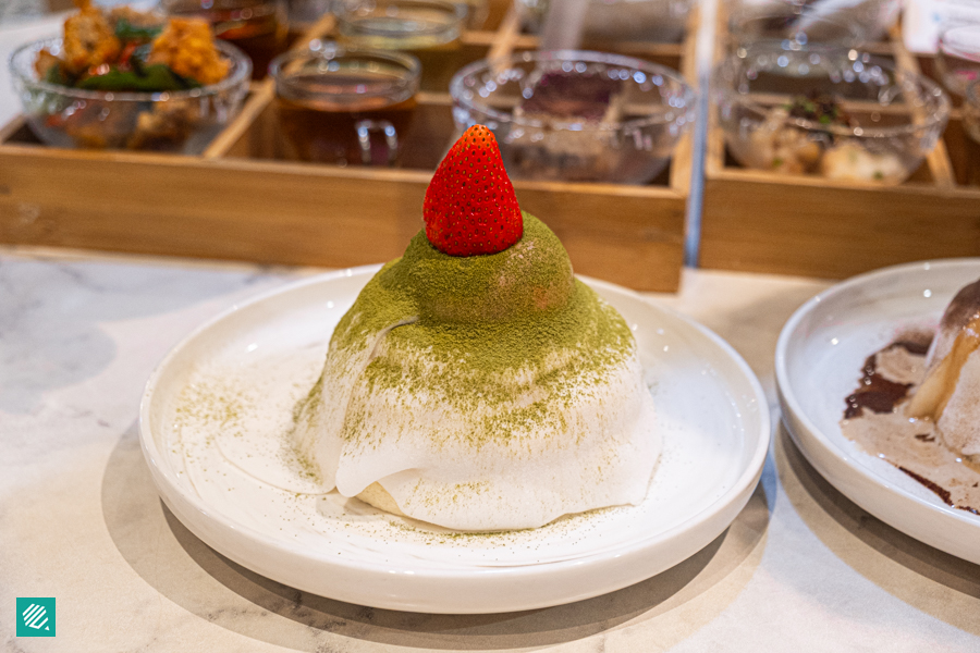 typhoon cafe strawberry matcha mochi souffle pancake