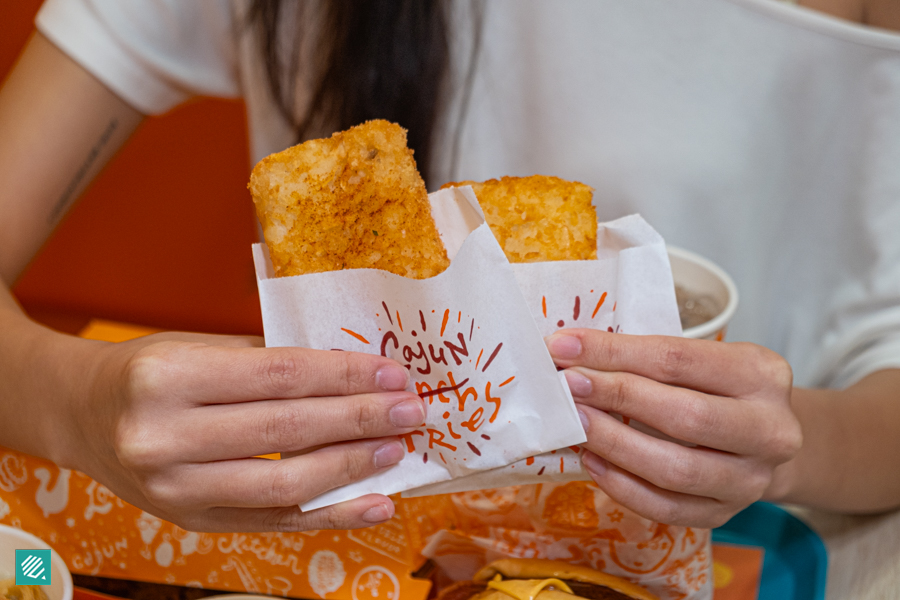 Cajun hashbrowns in Popeyes breakfast menu