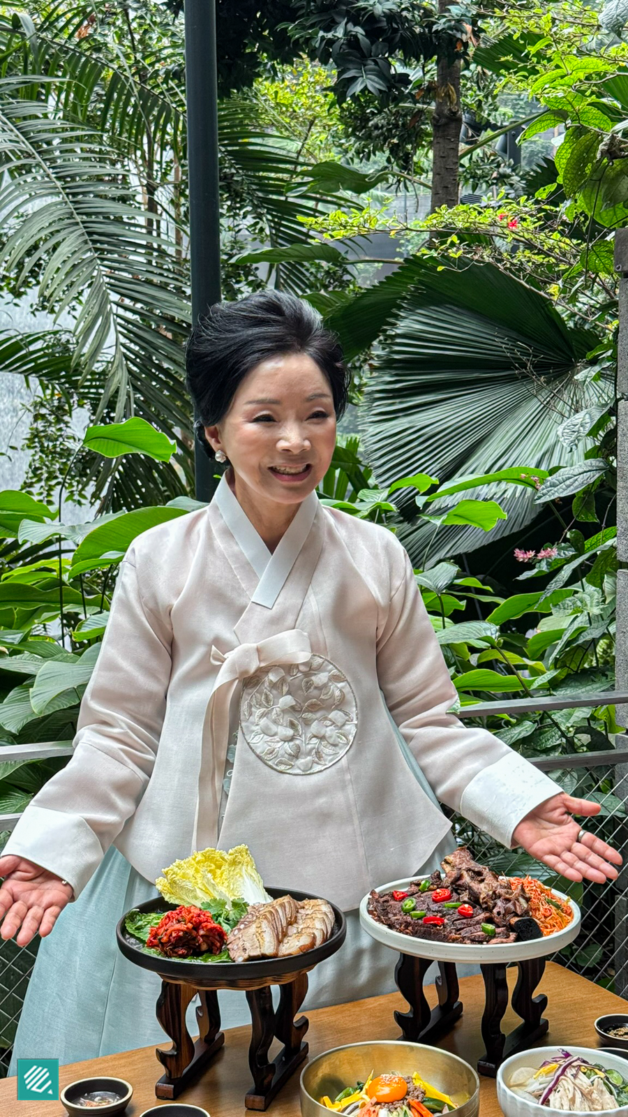 Professor Park Hyo Soon for Gwangjang Gaon in Singapore