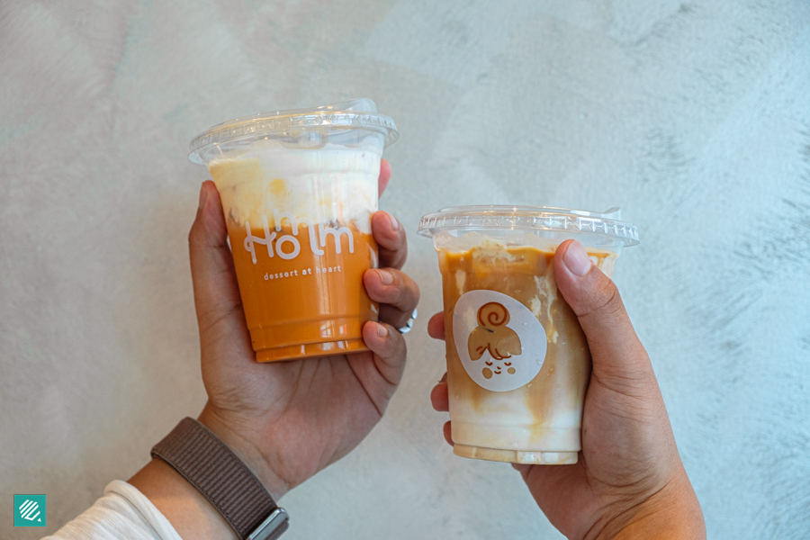 Cheese Top Thai Milk Tea and Coco Cream Latte