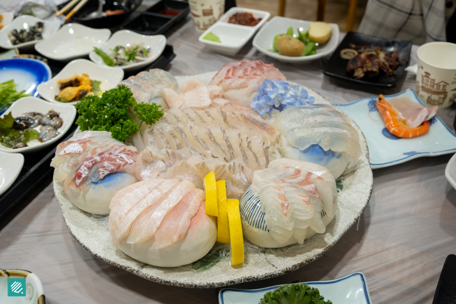 Korean sashimi (hwae) at Sampil Hwaejib (삼팔횟집) in Yangyang