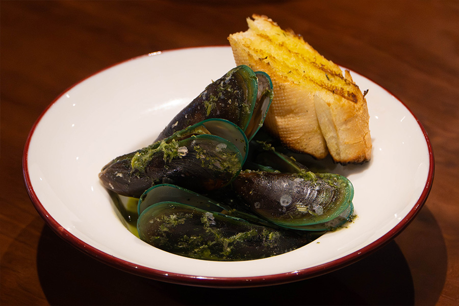 Mussels Dish at Smolder Singapore