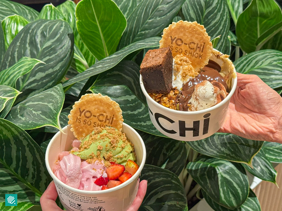 Yo-Chi Singapore, froyo with toppings