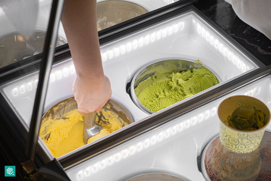 Passionfruit sorbet in Mondo