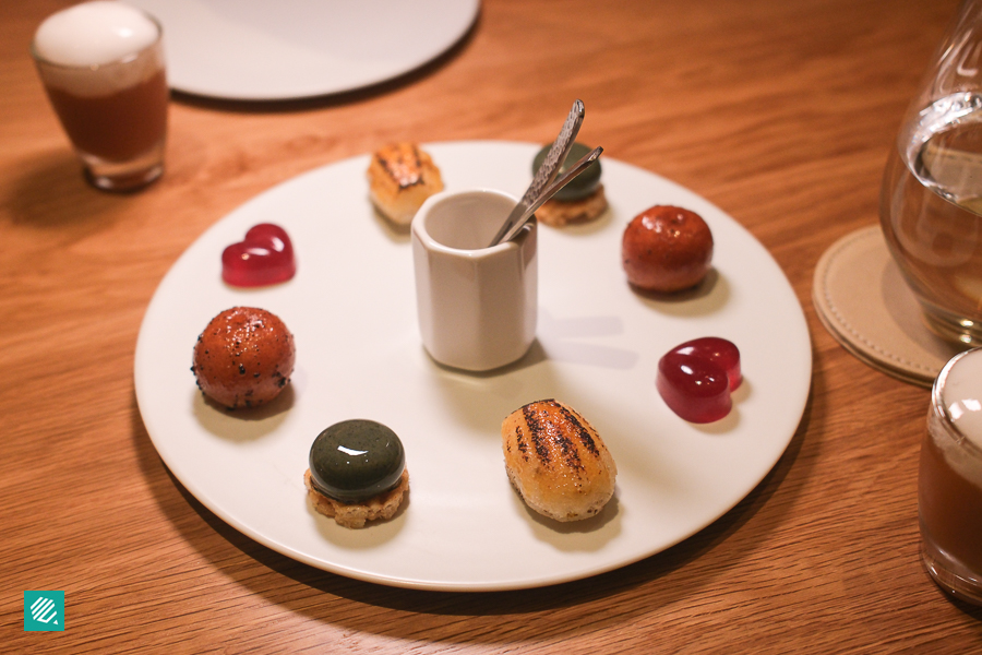 Petit Fours from Naeum 2.0