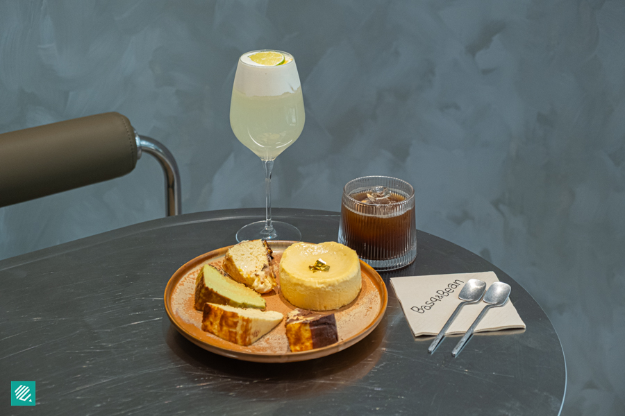 Basque Cheesecake and coffee at Basq & Bean