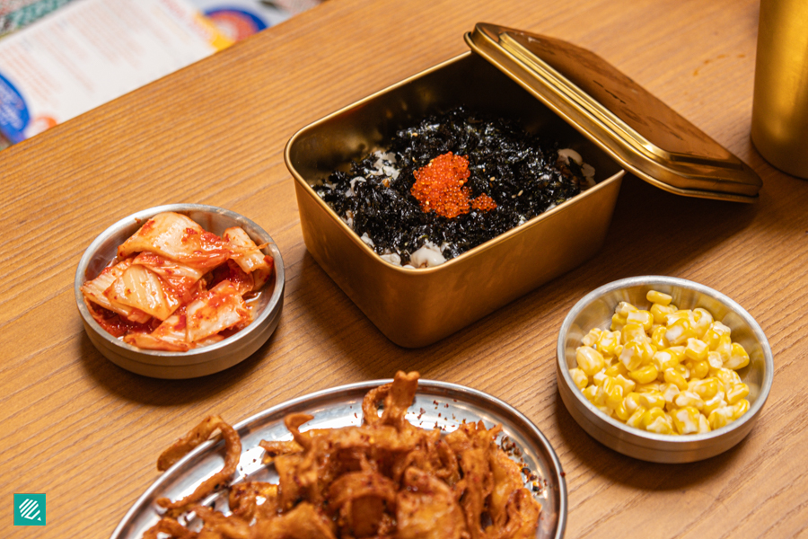 Mama “Shake Shake” Rice Balls