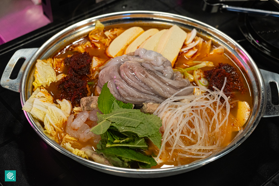 Nakgeopsae Jeongol