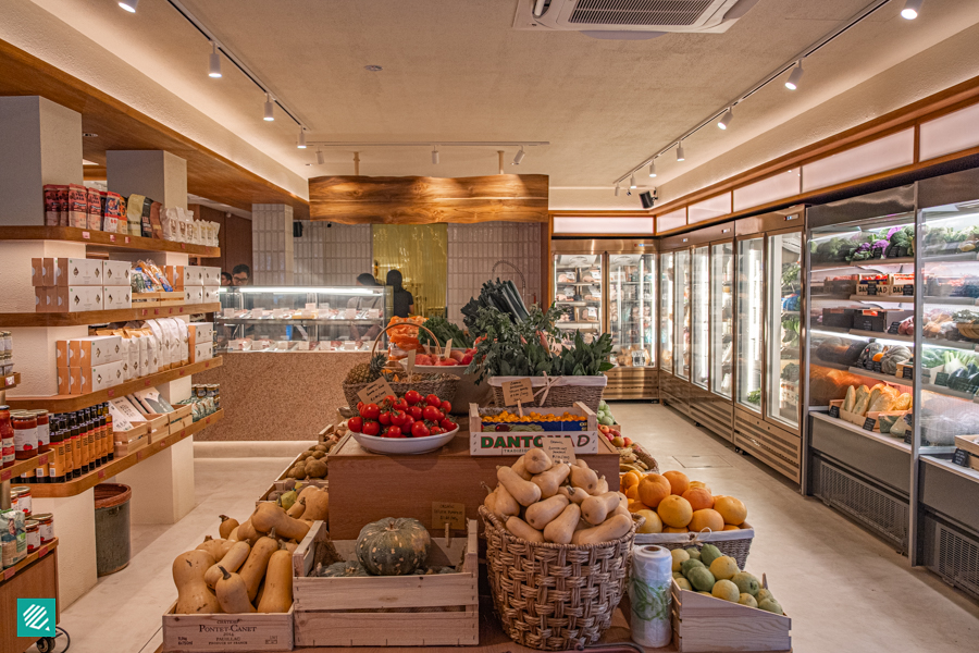 Curly's grocer in Dempsey Hill