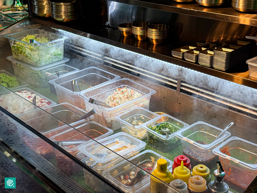 Free flow banchan in Kott don 360