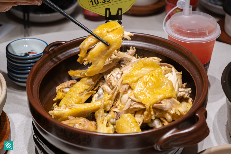 Hakka Salt-Baked Chicken