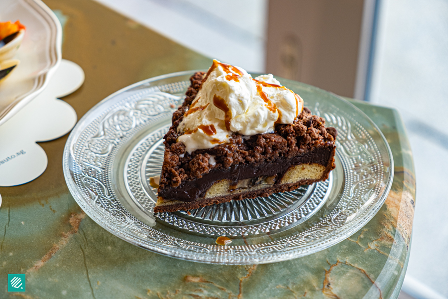 Chocolate Banana Crumble Tart