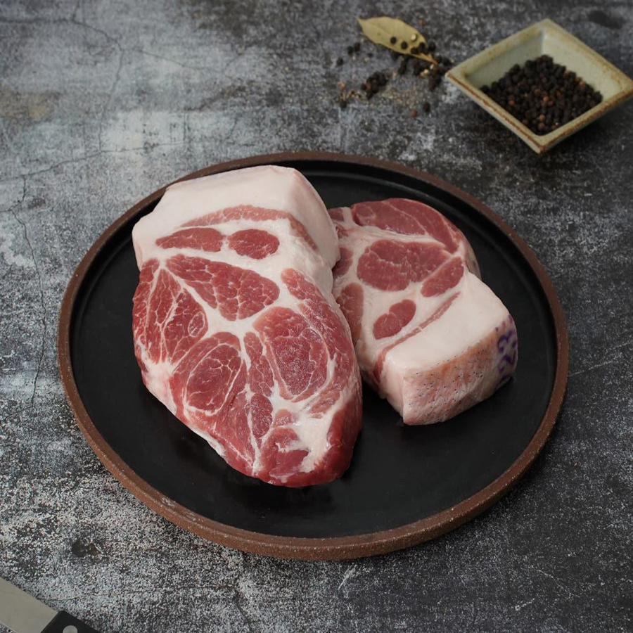 Jeju black pork shoulder