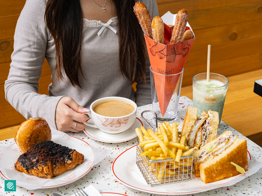 Elephant Grounds Food