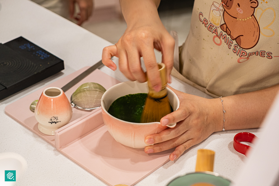 Hand whisked matcha at Creamie Sippies in Jewel Changi 