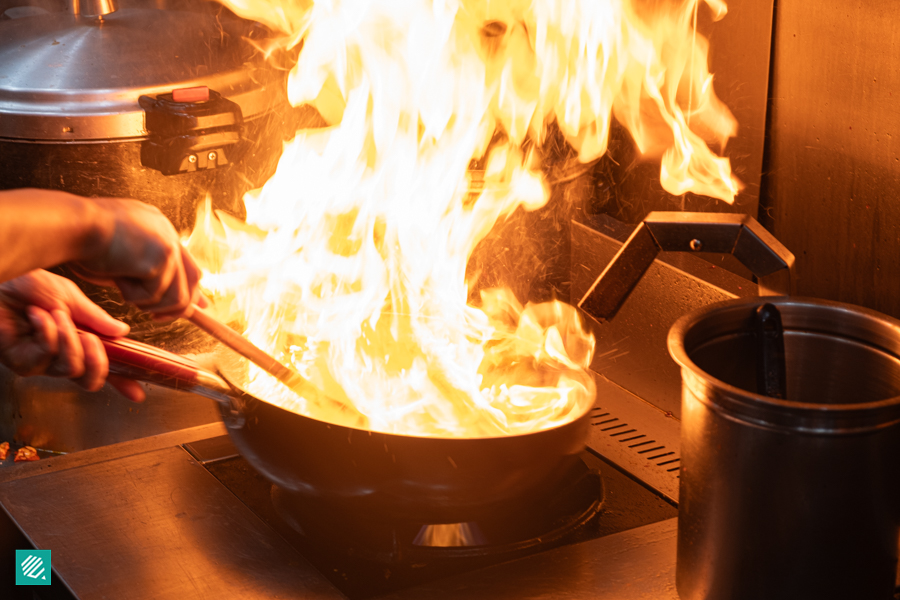 Fiery stir-fried spicy octopus at Obongzip