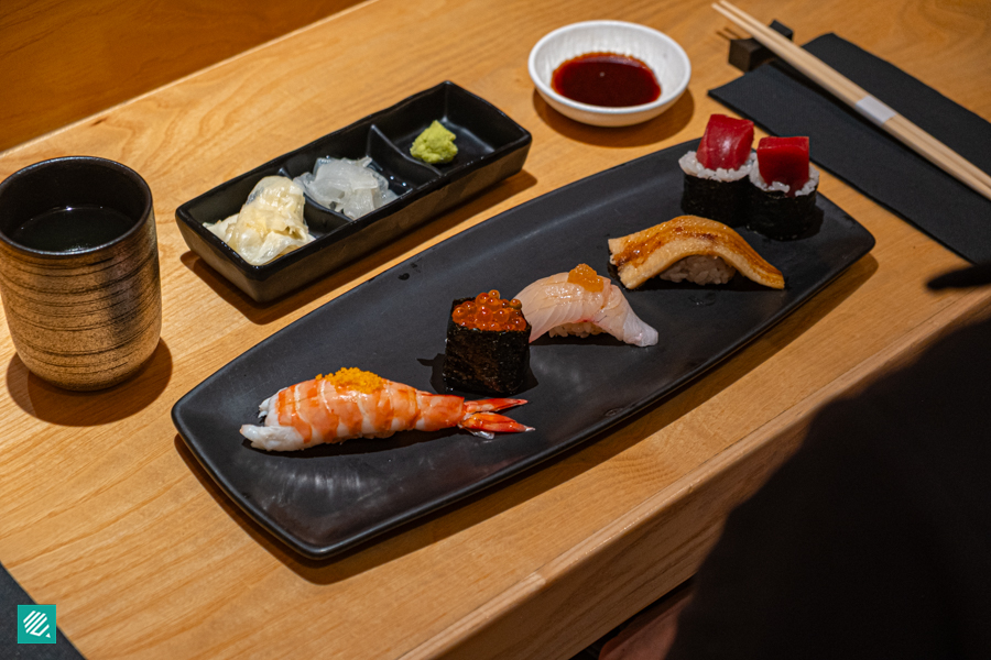 Sushi omakase at Haku Sushi 