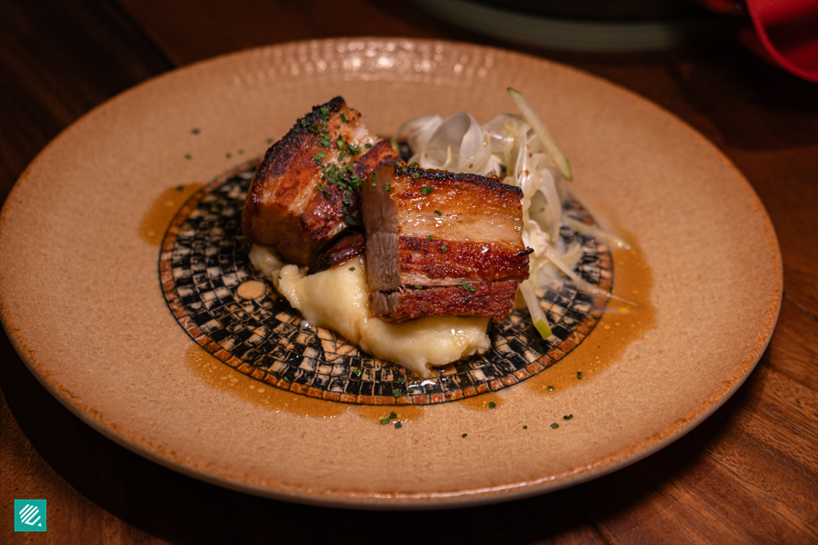 Crispy Pork Belly with Green Apple