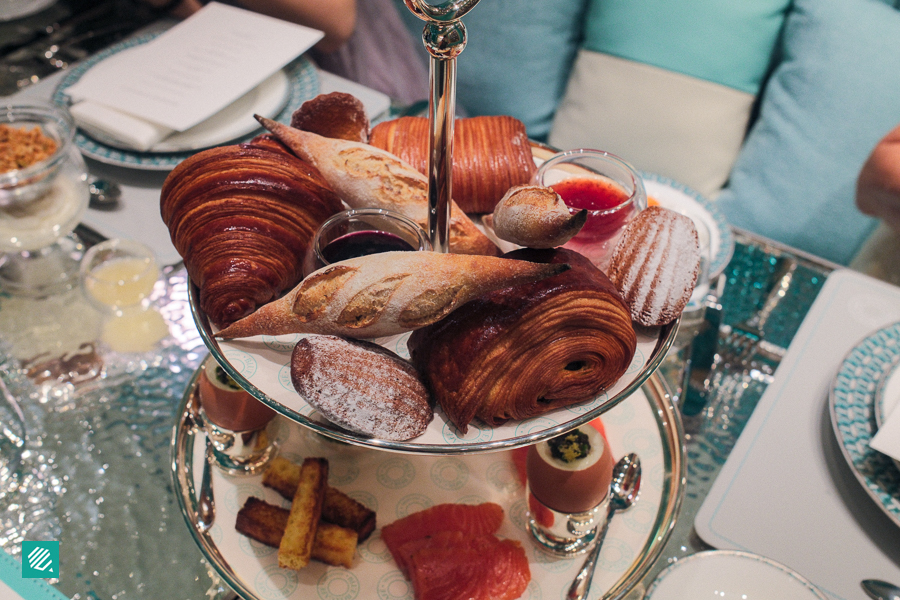 Breakfast at Tiffany's Set