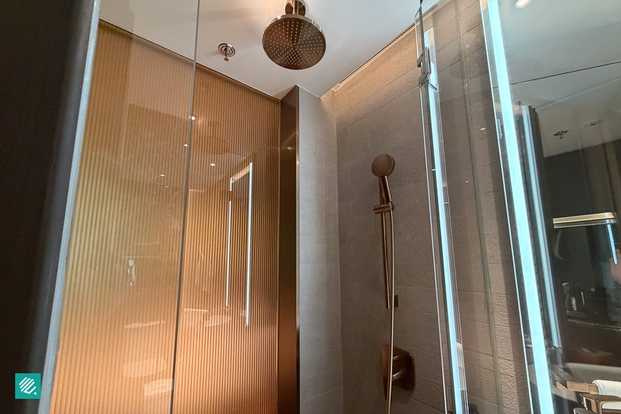Varel Bathroom Shower Area