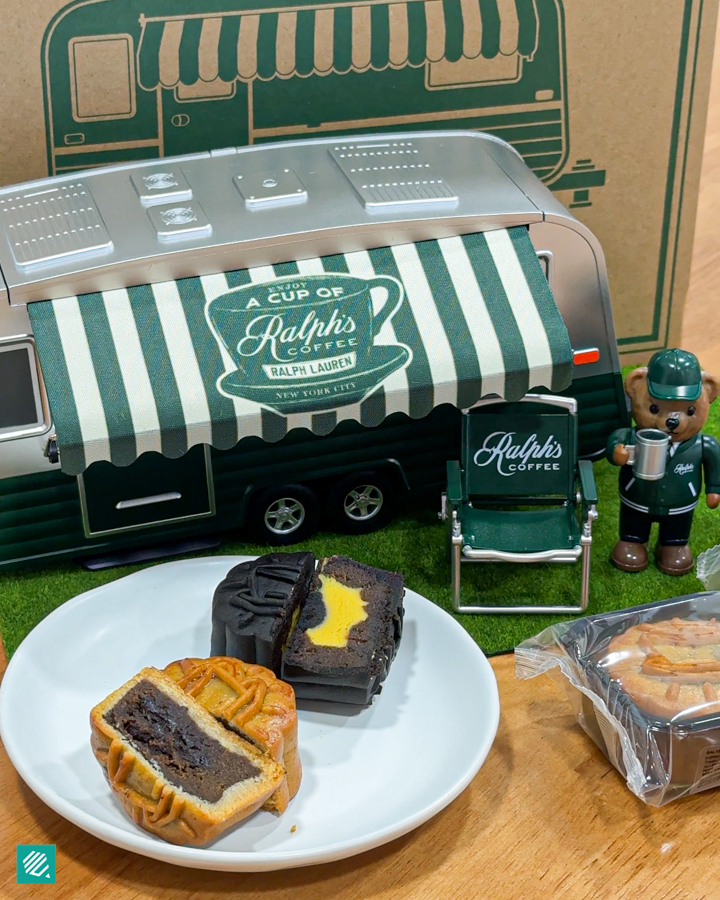 ralph coffee moon cake display set 2026 with a camper van and Salted Butter Scotch Brownie; Coffee Custard Yolk in Chocolate Skin mooncake and the bearista figure