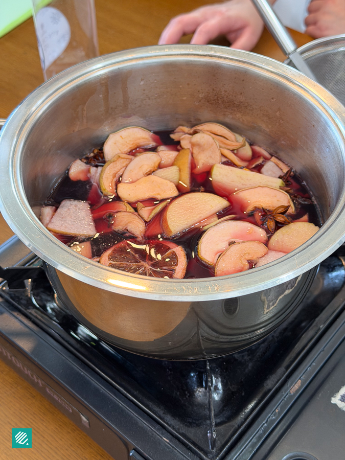 Making Mulled Wine at Sinabro Yeongdong